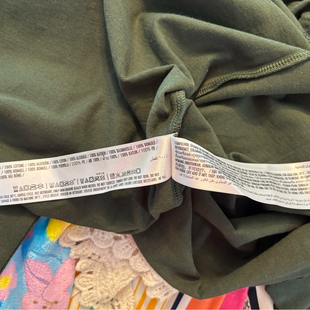 Disney Green Hocus Pocus Sweatshirt - Picture 9 of 11